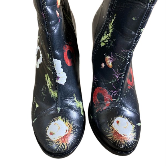 Anthropologie Matisse Graffiti Bootie - Picture 5 of 6